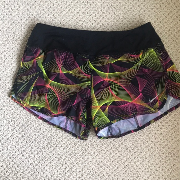 Nike Pants - Nike dri fit shorts